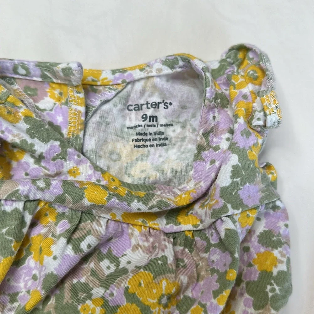Carters size 9months set of 2 matching outfits Yellow and Purple Baby Outfit Set